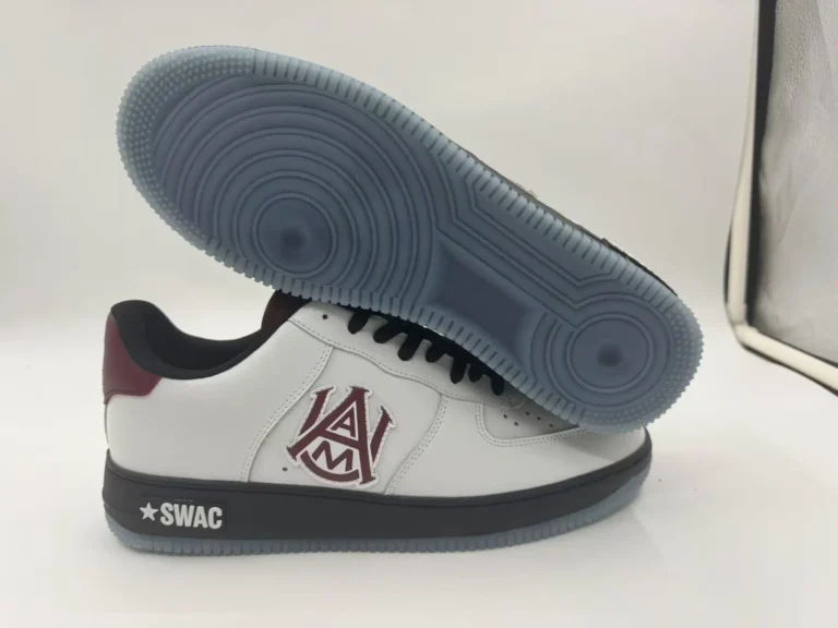 varsitysneakerssidesole